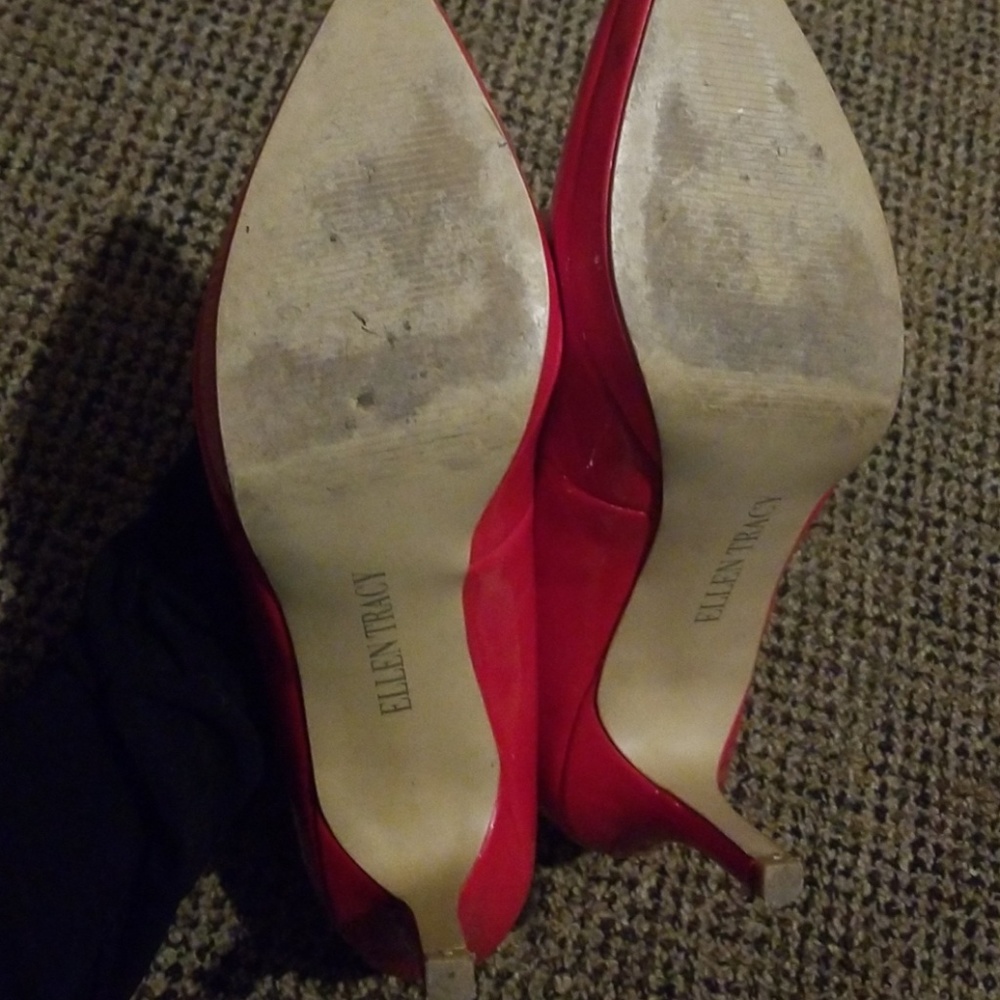 Heels - Picture 4 of 5